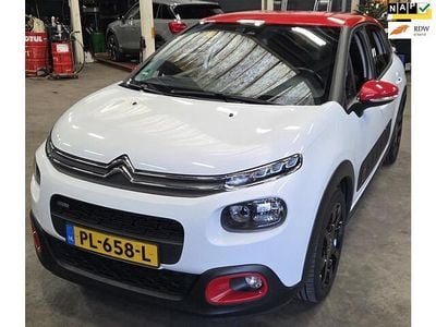 Wit Gebruikt 2017 Citroën C3 PureTech Hatchback | € 7.950