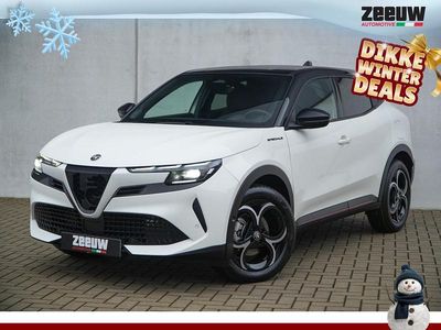 Wit Nieuw 2025 Alfa Romeo Junior Edizione Speciale SUV | € 39.450