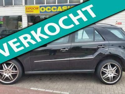 Zwart Occasion 2005 Mercedes 320 SUV | € 10.950