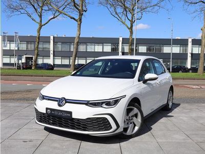 tweedehands VW Golf VIII GTE 1.4 eHybrid PHEV 245PK | Stoelverwarming | Adaptive | Carplay | Navi