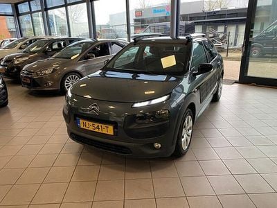 Grijs Gebruikt 2017 Citroën C4 Feel SUV | € 7.450 (Eerlijke prijs)