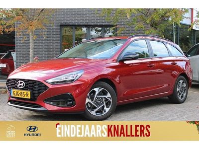 Rood Gebruikt 2024 Hyundai i30 Comfort Stationwagen | € 25.950