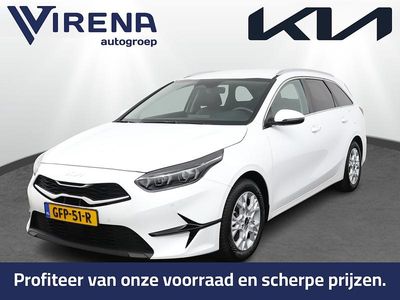 Wit Gebruikt 2024 Kia Ceed Hatchback | € 29.450 (Duur)
