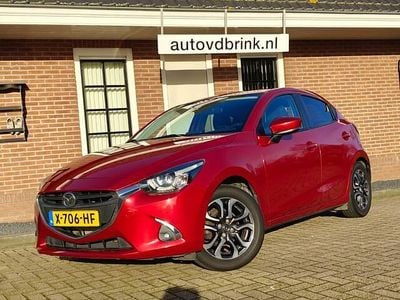 Rood Gebruikt 2018 Mazda 2 Hatchback | € 12.940 (Eerlijke prijs)