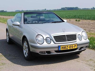 Occasion Mercedes CLK200 136 PK (100 kW) 1999 Zilver Cabriolet