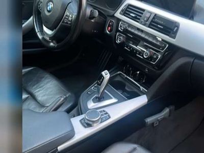 Grijs Gebruikt 2017 BMW 320 Hatchback | € 20.750