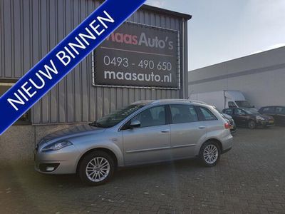 tweedehands Fiat Croma 1.8 16V Dynamic uitvoering zeer complete auto hoge