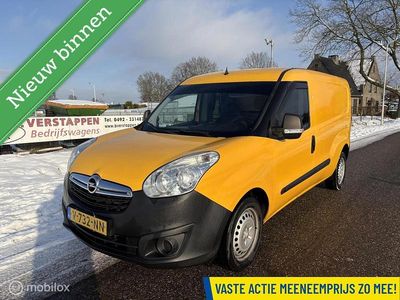 Geel Gebruikt 2018 Opel Combo Edition Sedan | € 4.650