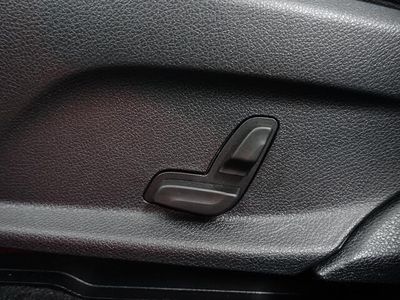 Zwart metallic Gebruikt 2020 Mercedes EQC400 Business SUV | € 39.900 (Iets duurder)