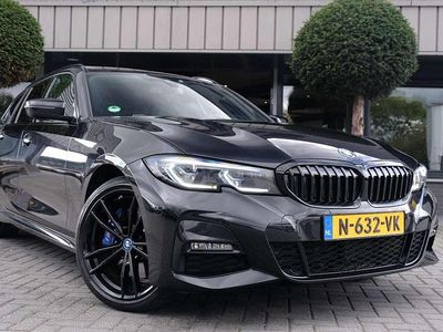 BMW 330e