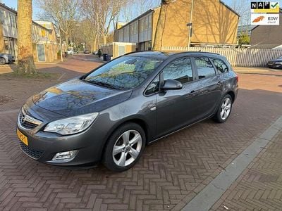 Occasion Opel Astra 140 PK (102 kW) 2012 Grijs Stationwagen
