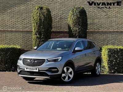 Grijs Gebruikt 2018 Opel Grandland X Innovation SUV | € 13.995 (Eerlijke prijs)