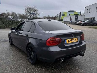 Occasion BMW 330 231 PK (169 kW) 2006 Grijs Sedan