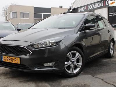 Grijs (metallic) Occasion 2016 Ford Focus Titanium Stationwagen | € 7.950 (Goede deal)