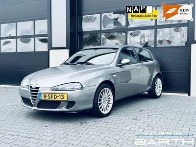 Grijs (metallic) Gebruikt 2005 Alfa Romeo 147 Progression Hatchback | € 2.885 (Duur)