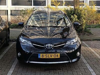 Toyota Auris Hybrid