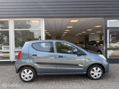 Grijs Gebruikt 2011 Suzuki Alto Comfort+ Hatchback | € 4.444 (Eerlijke prijs)