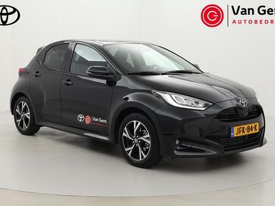 Zwart Nieuw 2025 Toyota Yaris Hybrid Hatchback | € 32.499