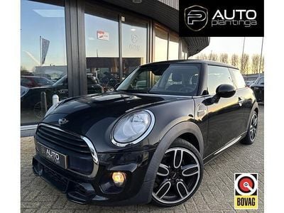 Zwart (metallic) Gebruikt 2015 Mini John Cooper Works Hatchback | € 13.445 (Goede deal)