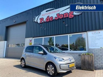 Grijs, metallic lak Gebruikt 2016 VW e-up! Hatchback | € 10.975 (Duur)