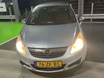 tweedehands Opel Corsa 1.4-16V Enjoy