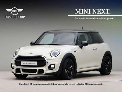 Wit Gebruikt 2019 Mini John Cooper Works Hatchback | € 18.450 (Eerlijke prijs)
