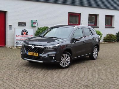 Grijs Occasion 2023 Suzuki SX4 S-Cross SUV | € 25.950 (Eerlijke prijs)