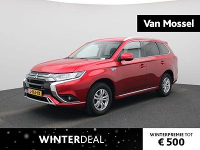 Rood Occasion 2020 Mitsubishi Outlander P-HEV SUV | € 24.400 (Eerlijke prijs)