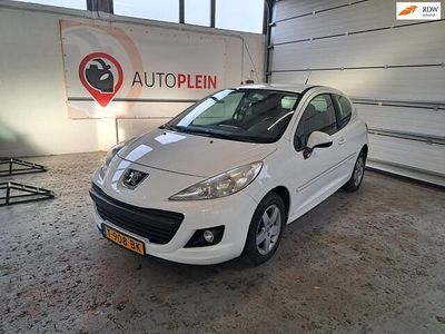 Wit Occasion 2011 Peugeot 207 Access Hatchback | € 2.950 (Eerlijke prijs)