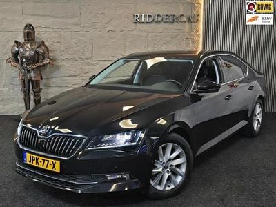 Zwart Occasion 2017 Skoda Superb Business Line Sedan | € 12.999 (Eerlijke prijs)