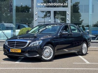 Zwart Occasion 2015 Mercedes C200 Ambition Sedan | € 13.685 (Iets duurder)
