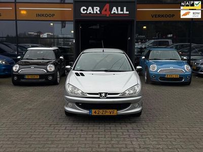 Grijs Occasion 2008 Peugeot 206 Hatchback | € 899 (Super prijs)