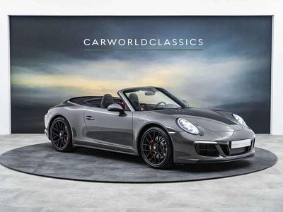Porsche 911 Carrera GTS