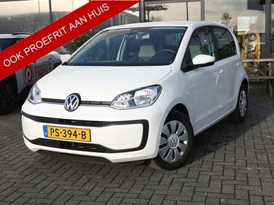 Wit (metallic) Occasion 2017 VW up! move up! Hatchback | € 7.940 (Eerlijke prijs)