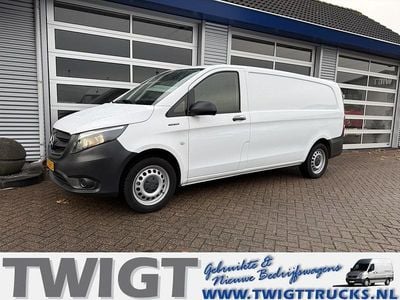 Wit Gebruikt 2022 Mercedes e-Vito MPV | € 13.950