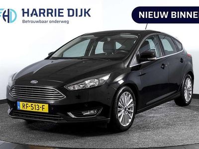 Zwart Gebruikt 2017 Ford Focus Titanium Hatchback | € 10.795 (Eerlijke prijs)