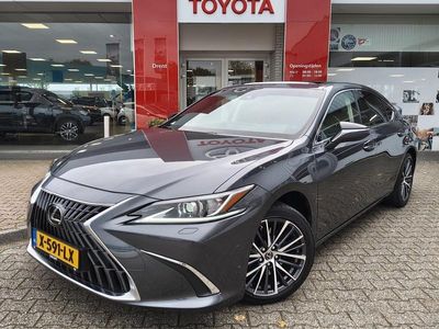 Lexus ES300H