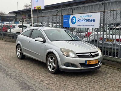 Opel Astra GTC