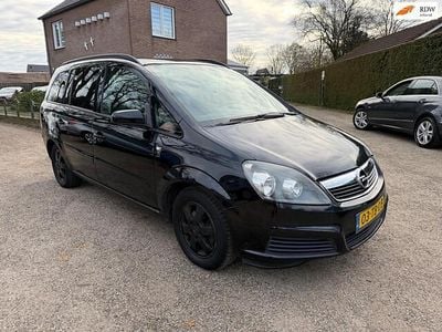 Zwart Gebruikt 2006 Opel Zafira Enjoy MPV | € 1.250 (Eerlijke prijs)