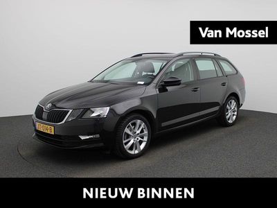Zwart (parellak) Gebruikt 2019 Skoda Octavia Business Line Stationwagen | € 14.900 (Eerlijke prijs)