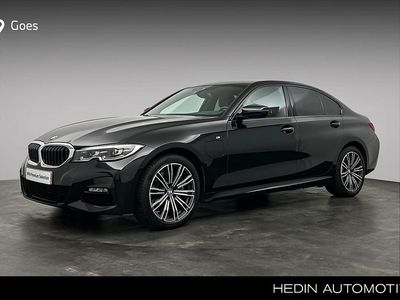 Zwart Gebruikt 2019 BMW 330e Executive Sedan | € 30.880 (Iets duurder)