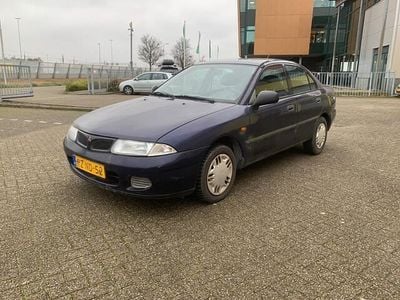 Blauw Gebruikt 1997 Mitsubishi Carisma | € 1.250