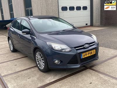 Grijs Gebruikt 2011 Ford Focus Hatchback | € 4.725 (Eerlijke prijs)