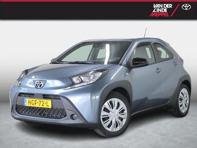 Grijs Occasion 2025 Toyota Aygo X Play SUV | € 18.450 (Eerlijke prijs)
