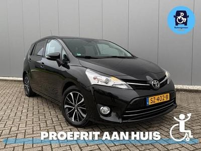 Zwart Gebruikt 2018 Toyota Verso MPV | € 17.950 (Eerlijke prijs)