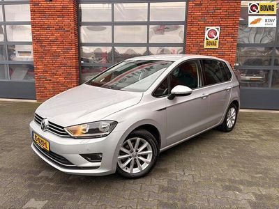 Grijs (metallic) Occasion 2015 VW Golf Sportsvan LOUNGE MPV | € 14.950 (Eerlijke prijs)