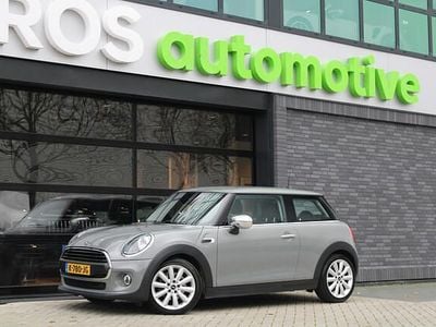 Grijs Gebruikt 2021 Mini ONE Hatchback | € 15.950 (Eerlijke prijs)