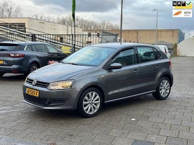 Grijs Gebruikt 2009 VW Polo Trendline Hatchback | € 3.649 (Iets duurder)