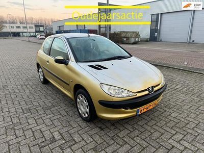 tweedehands Peugeot 206 1.1 Pop' Art APK TOT 24-01-2024! Inruilkoopje!