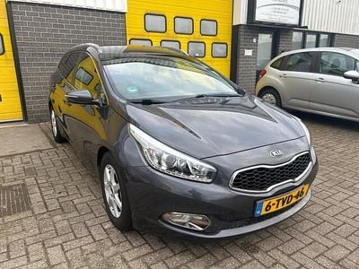 Grijs Occasion 2014 Kia Ceed Sportswagon Stationwagen | € 5.950 (Goede deal)